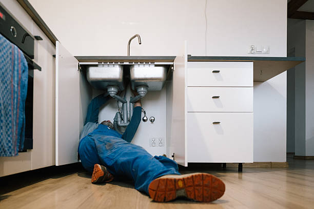 Professional Leak Detection technician working in Weatherford, OK